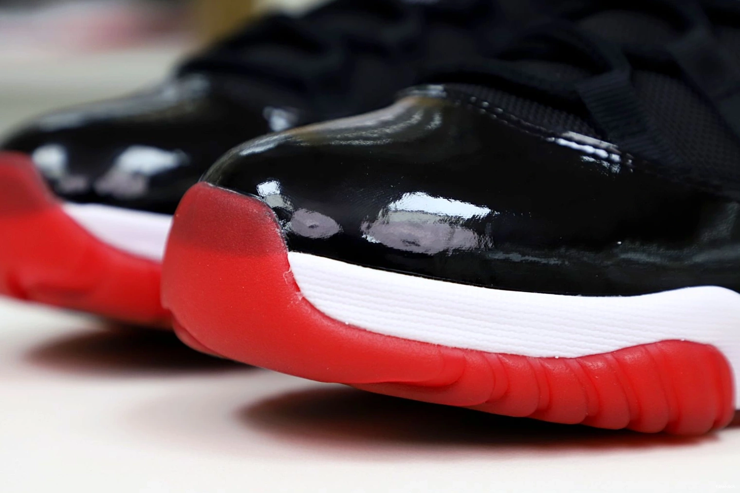 JORDAN 11 2019 RETRO AIR 'BRED' 0816